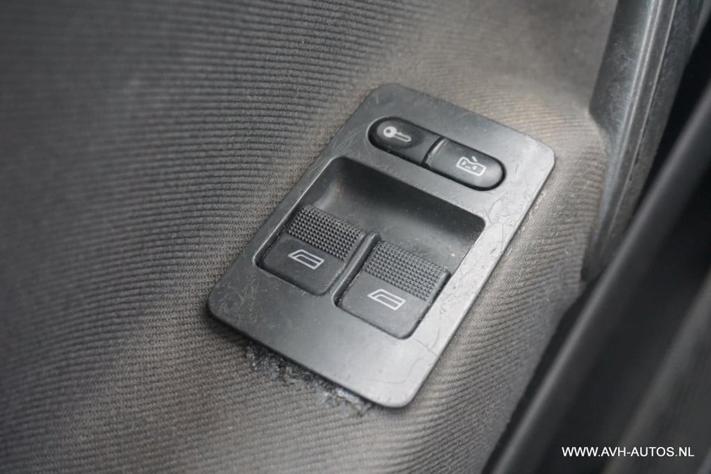 Volkswagen Lupo 1.4-16v trendline automaat