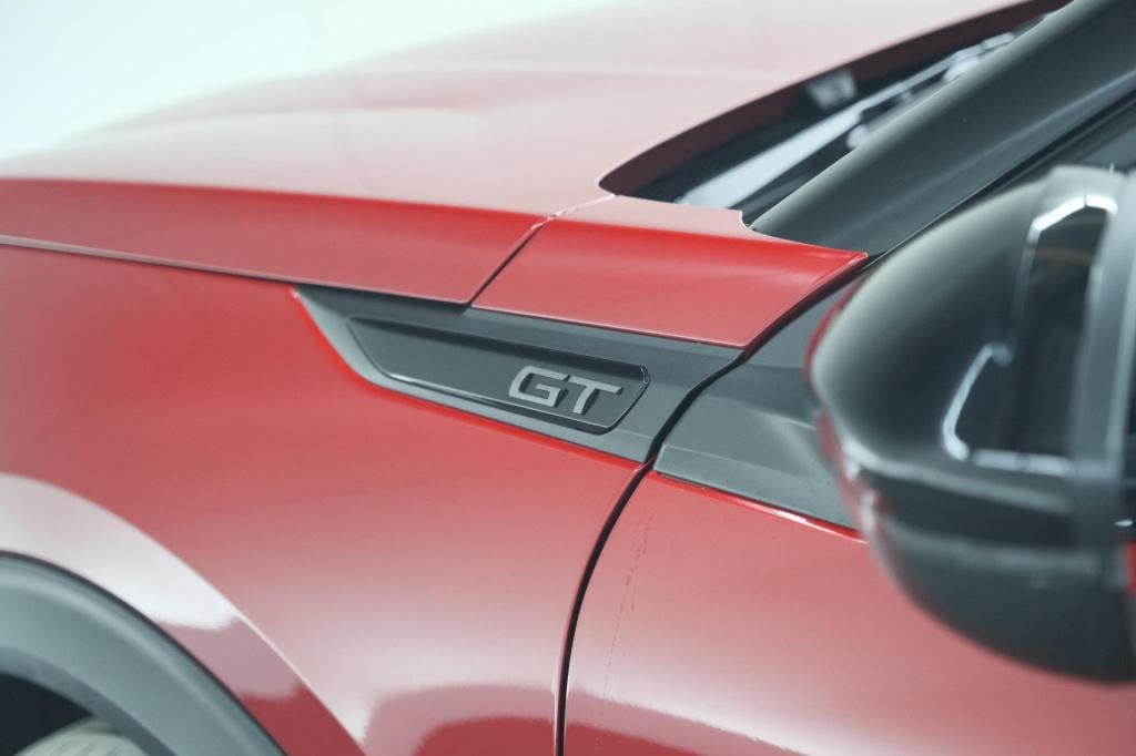 Peugeot 2008 puretech 130 eat8 gt | 360 camera | stoelmassage | adaptieve c