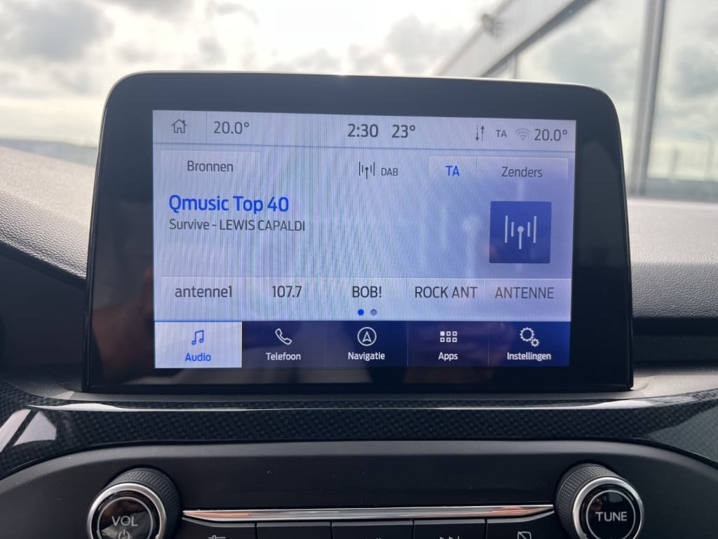 Ford Focus wagon 1.0 ecoboost hybrid 125pk st line business , trekhaak , wi