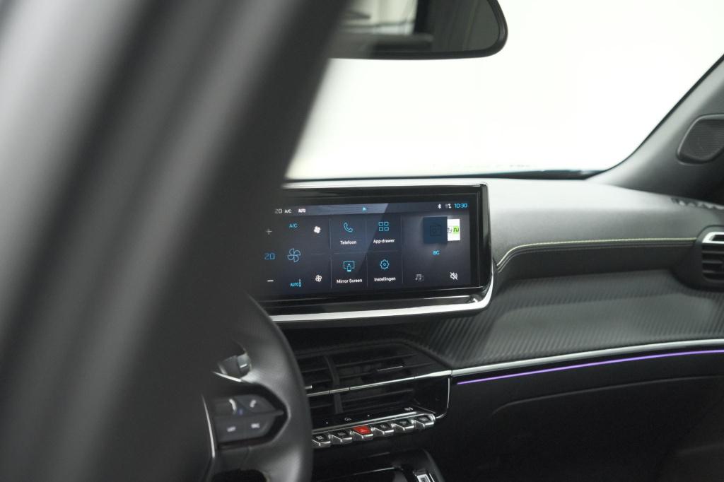 Peugeot 2008 1.2 hybrid 145 gt | camera | apple carplay | parkeersensoren