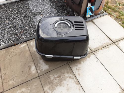 Als nieuw  grote zwarte kattenbak
