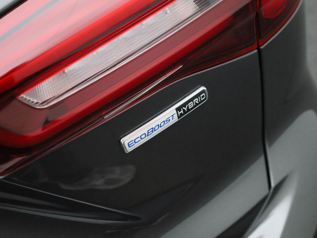 Ford Focus wagon 1.0 ecoboost hybrid titanium style | parkeer sensoren | cl