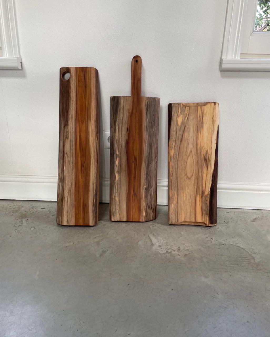 Tapasplanken en kandelaars van teakhout