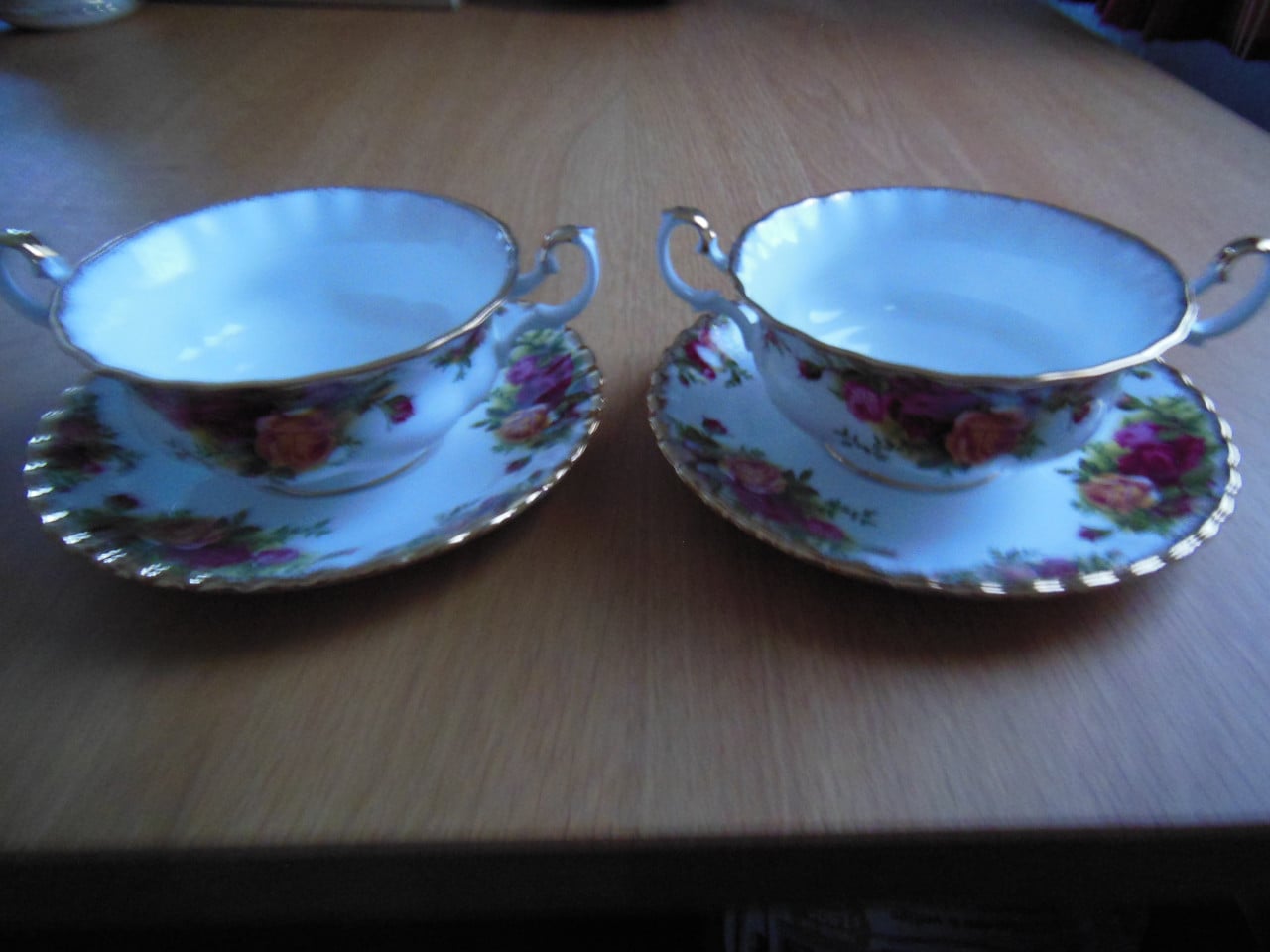 Soepkommen met schotel