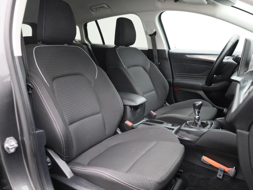 Ford Focus wagon 1.0 ecoboost hybrid titanium | climate control | cruise co