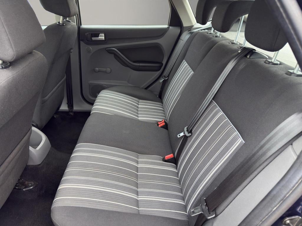 Ford Focus 1.6 trend clima cruise