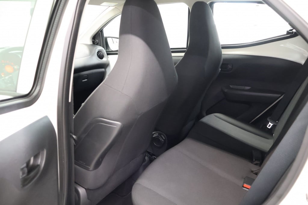 Toyota Aygo 1.0 vvt-i x-fun