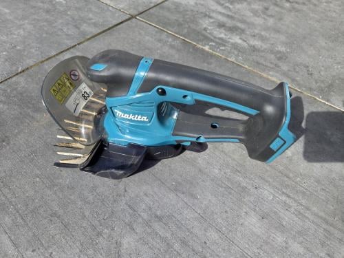 Makita grasschaar 18V (body)