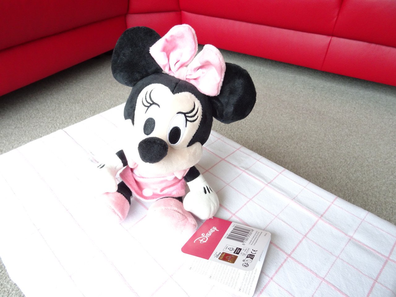 Nieuwe  Minnie Mousse    Disney knuffel  voor  € 7,50