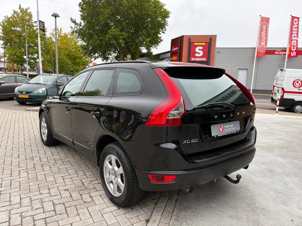 Volvo XC60 2.0 t5 kinetic