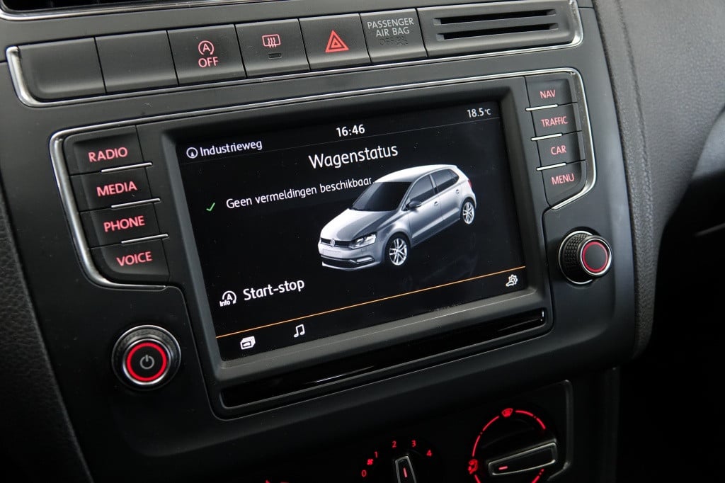 Volkswagen Polo 1.2 tsi comfortline | cruise | navi | alarm |