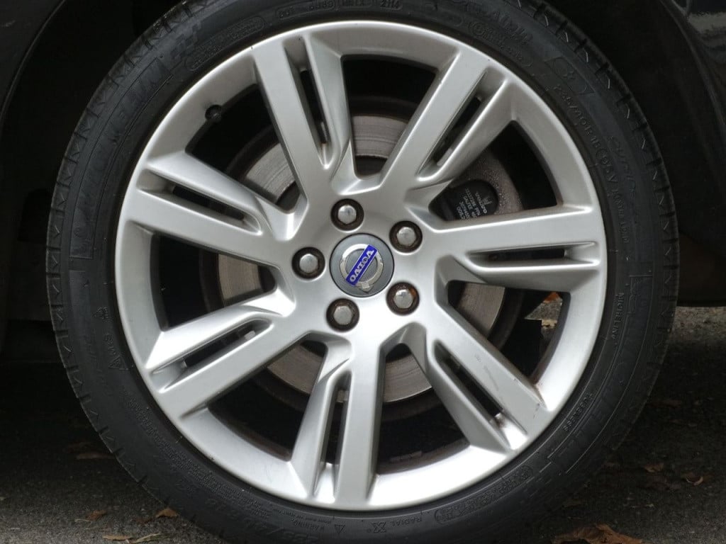 Volvo V60 2.0t momentum automaat | 200 pk | trekhaak