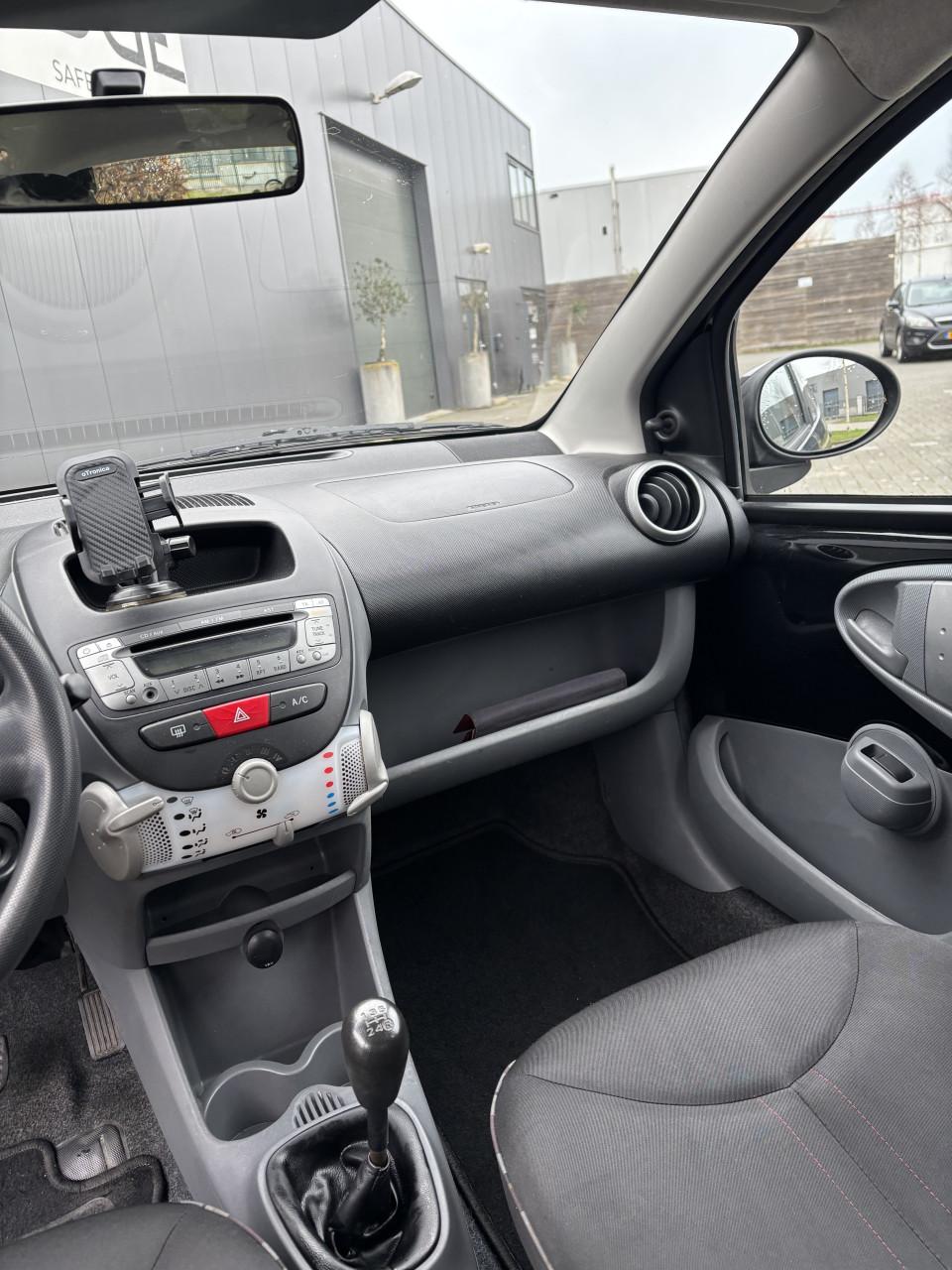 Citroën C1 1.0i 68PK 5D 2010 Zwart | NAP | NIEUWE APK!