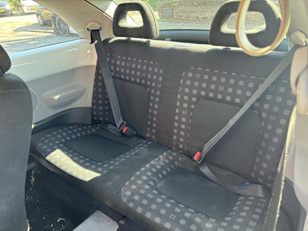 Volkswagen New Beetle 2.0 highline