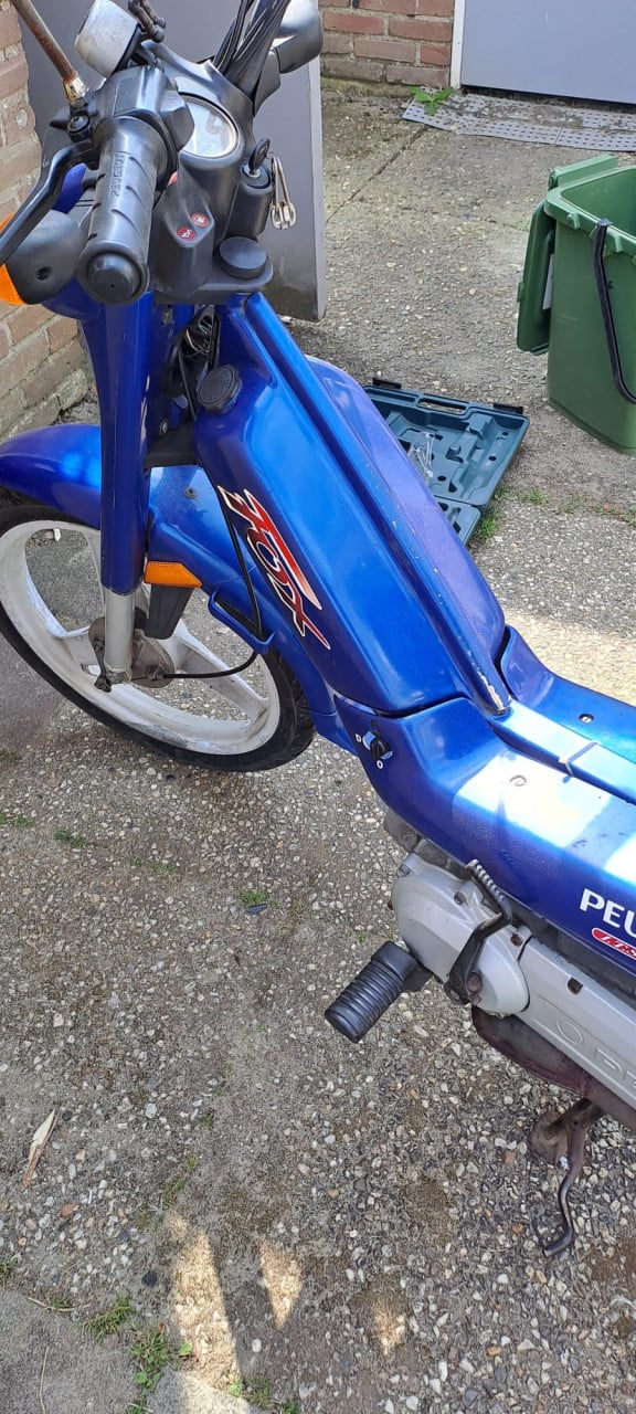 Snorfiets Peugeot Fox