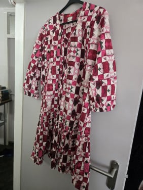 Jurk Esprit Maat 36  Casual en veelzijdig: deze jurk met 3/4 mouwen