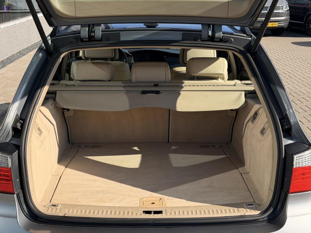 BMW 5 Serie touring 520i business line | cruise | navi | leder | stoelverwa