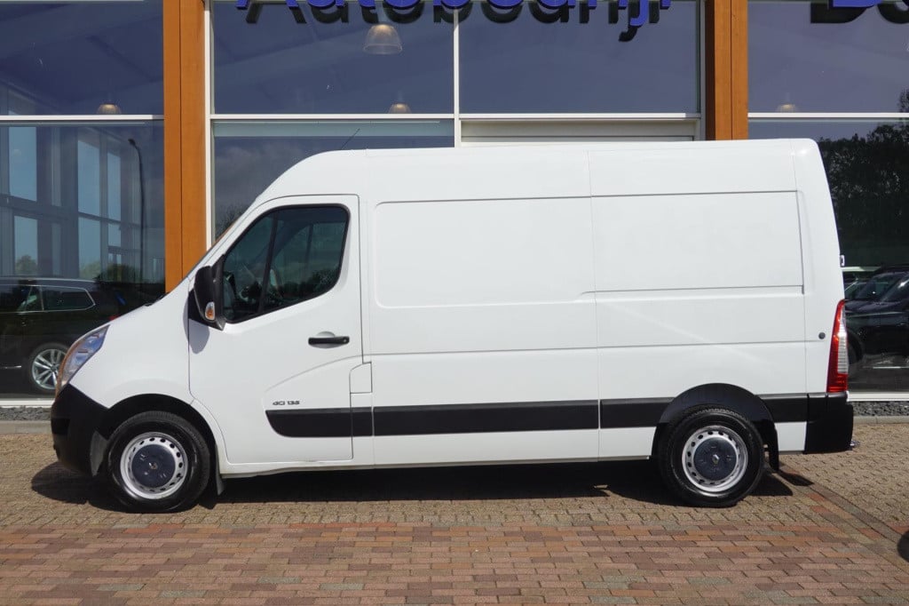 Renault Master t33 2.3 dci l2h2