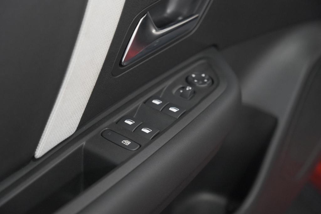 Citroen C4 1.2 hybrid 145pk max | 360 camera | adaptieve cruise control | n