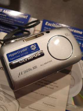 Werkende Olympus mju Stylus 800 - vintage digitale zoom camera....
