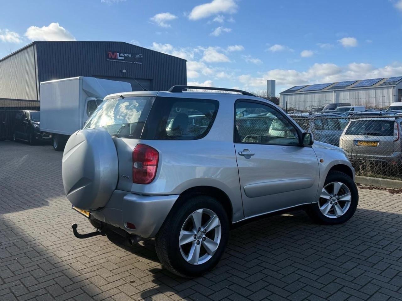 Toyota Rav4 1.8-16V VVT-I Luna