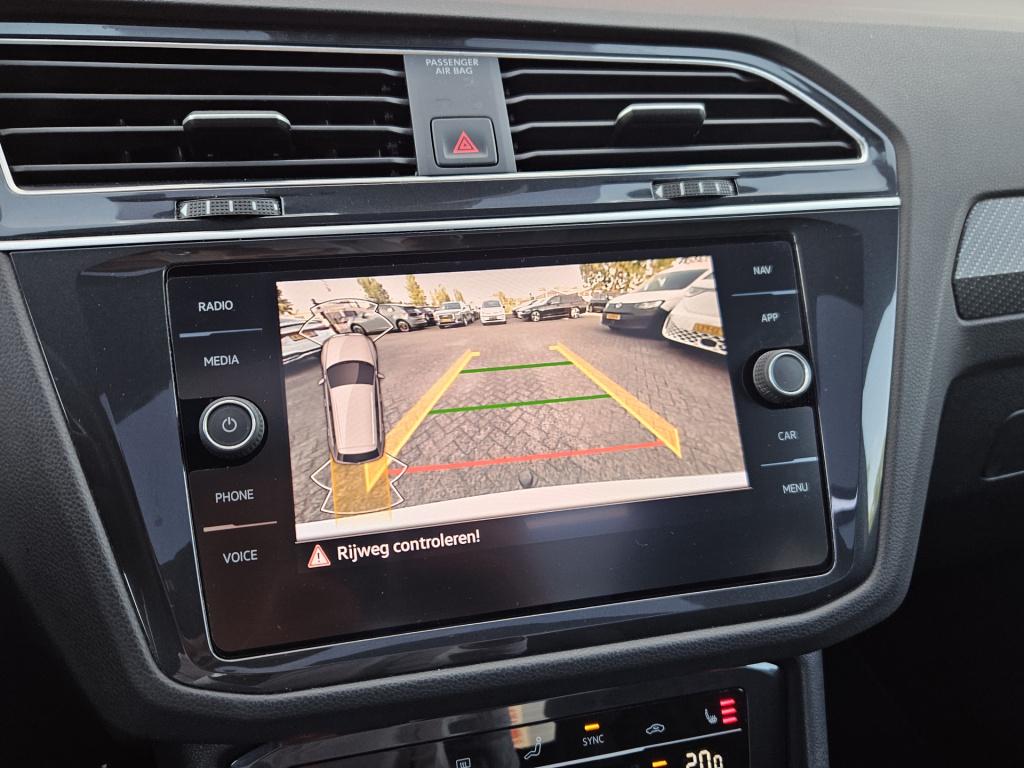 Volkswagen Tiguan 1.5 tsi r-line business+ | pano | elek. trekhaak rijklaar