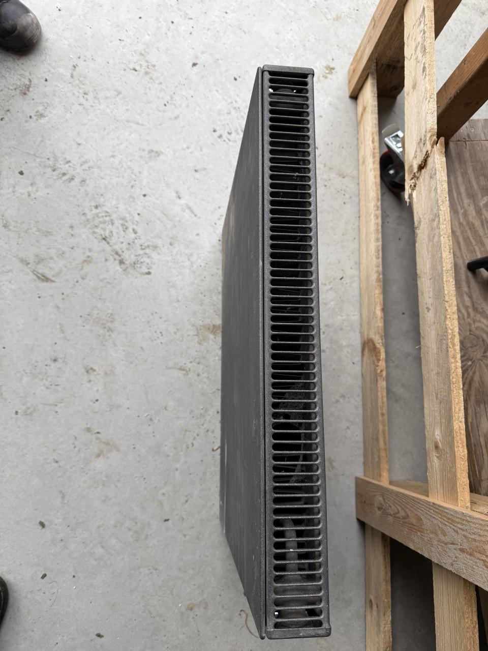 Design radiator h500xb600