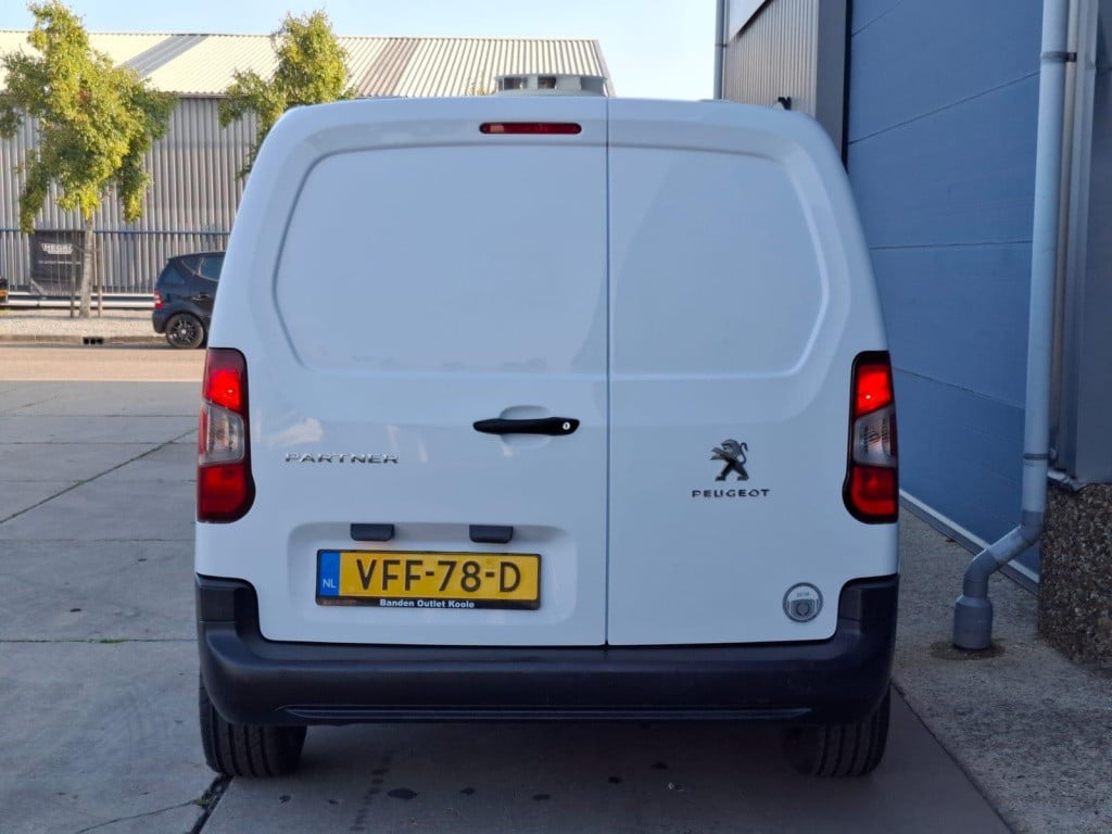 Peugeot Partner 1.5 bluehdi pro airco / cruise controle / n.a.p / euro 6