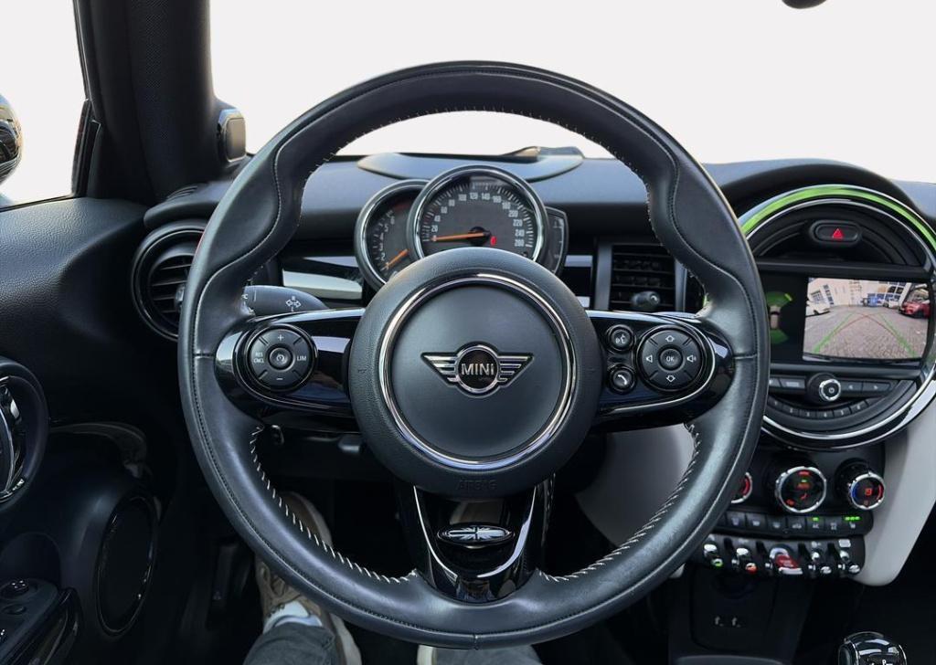 Mini Cooper mini 1.5 60 years edition - automaat / hud / panorama dak / sto