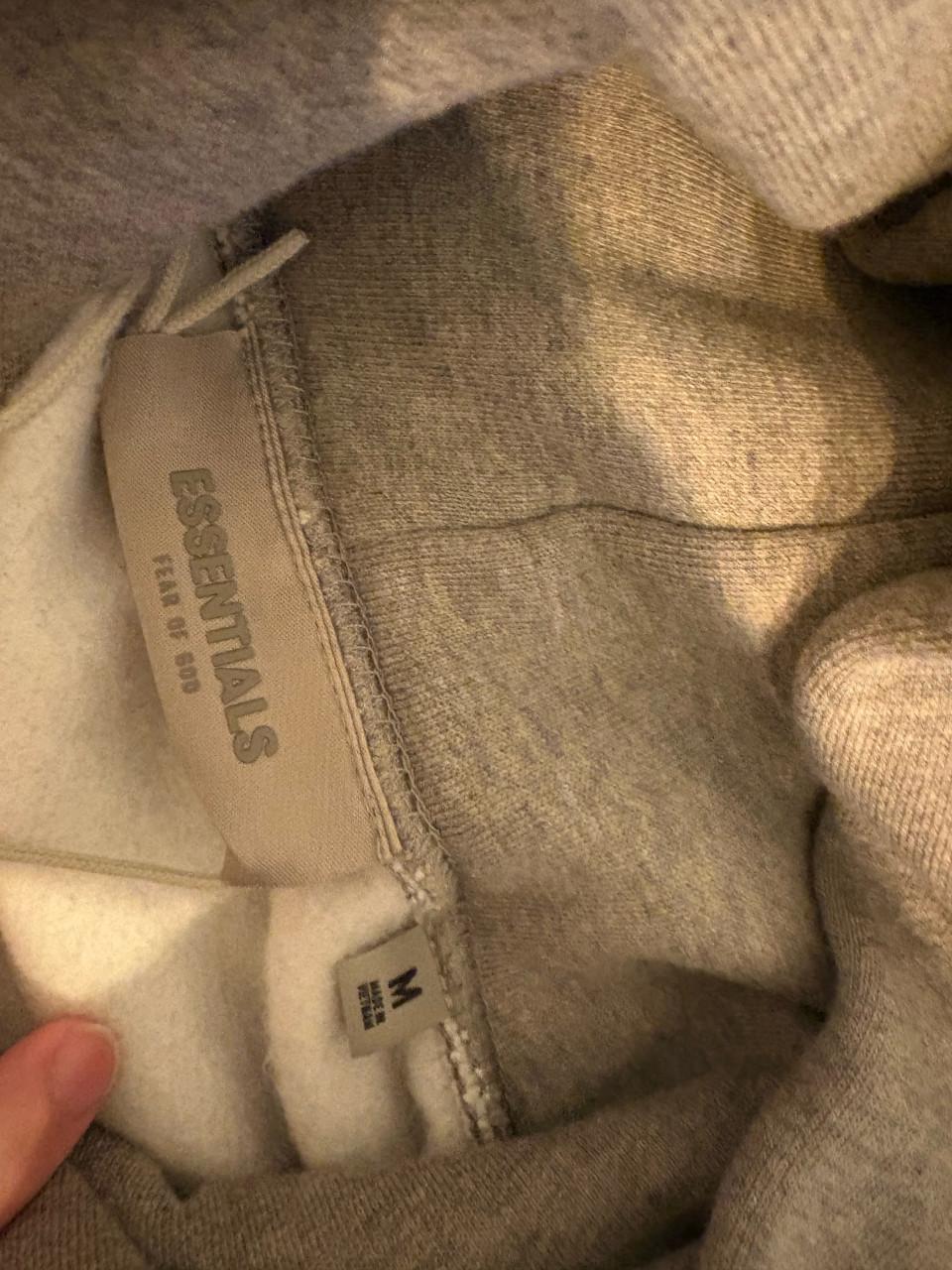 Essentials hoodie M