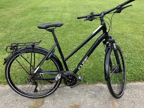Damesfiets Cube 28"