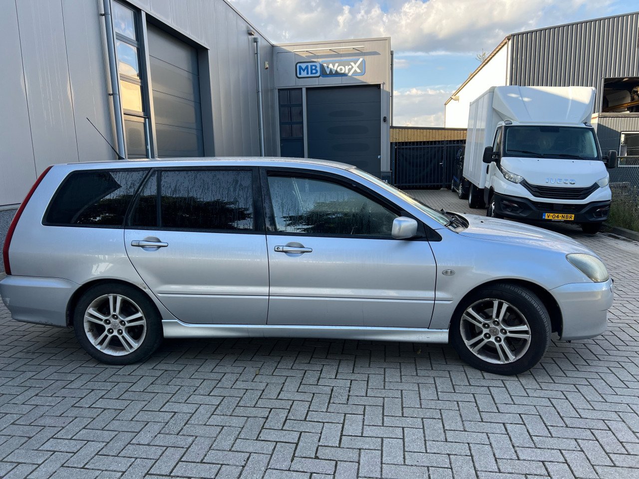 Mitsubishi Lancer Station Wagon 1.6Sport