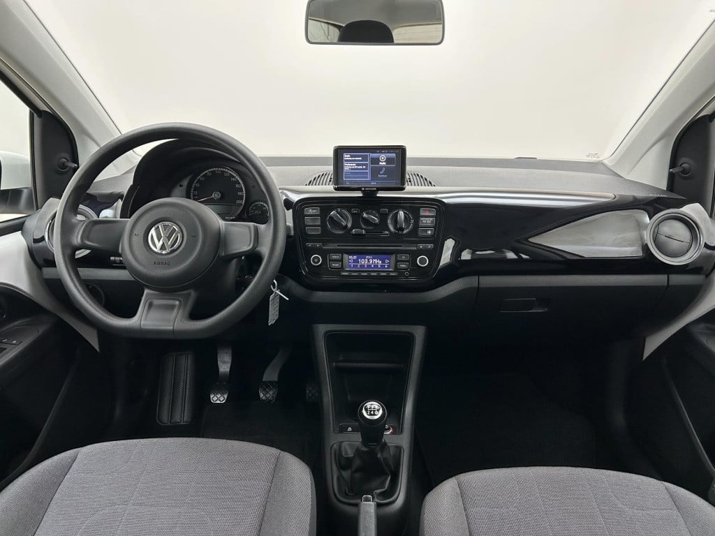 Volkswagen UP! occasion 1.0 move up! bluemotion | wit | 5-deurs | tweedehan