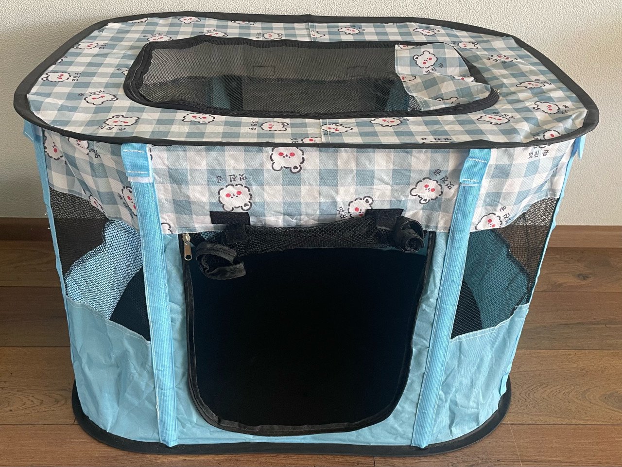 Reisbench voor poes, kittens of kleine hond
