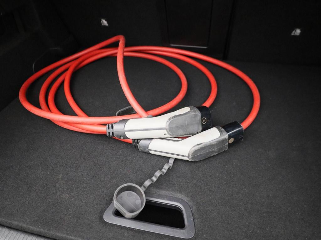 Citroen Ë-c4 shine pack business 50 kwh | automaat | leder | panorama dak |