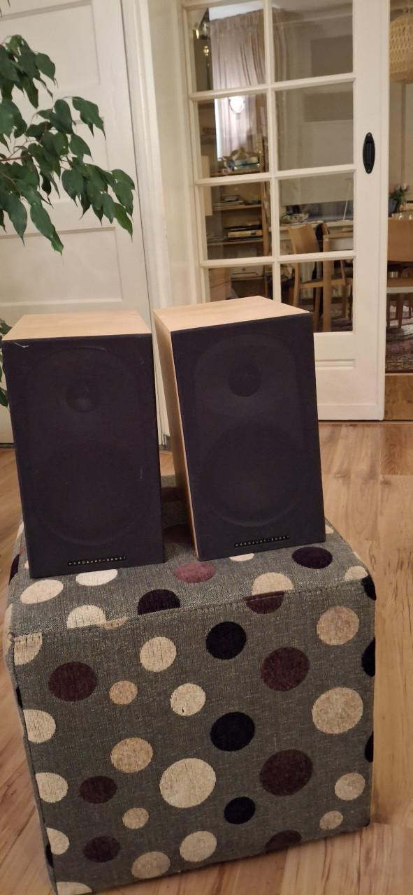 Luidspreker  boxjes Avant 902 I, 30 x 26 x 16 cm.