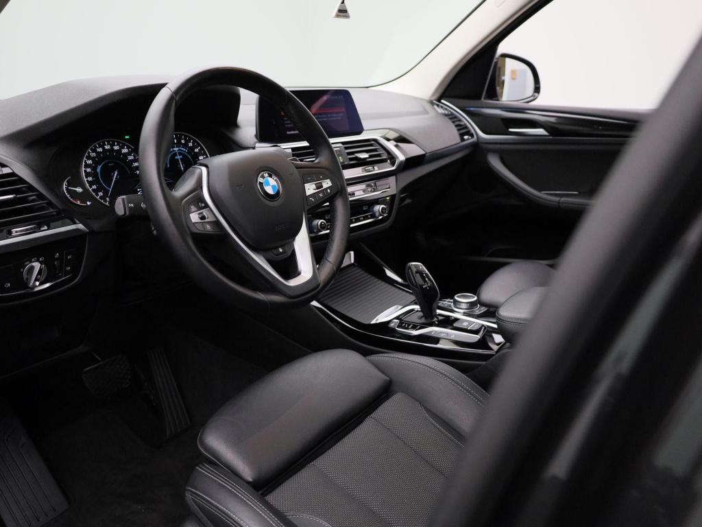 BMW X3 xdrive30e (135 kw) | automaat | panoramadak | trekhaak 2.000 kg | st