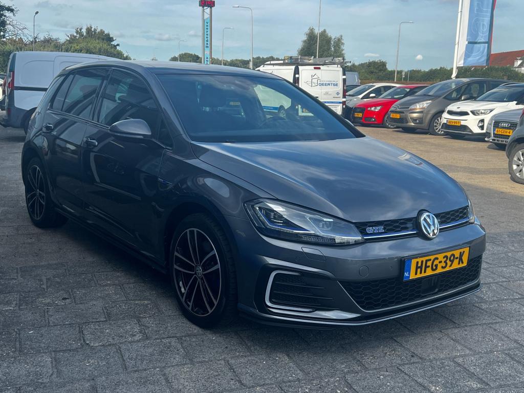 Volkswagen Golf 1.4 tsi phev gte elektr. schuif/kanteldak, winterpakket enz
