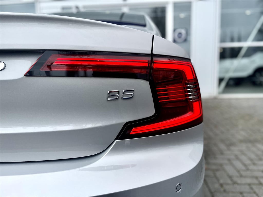 Volvo S90 b5 264pk ultimate dark| panodak| adap.cruise| harman kardon | he