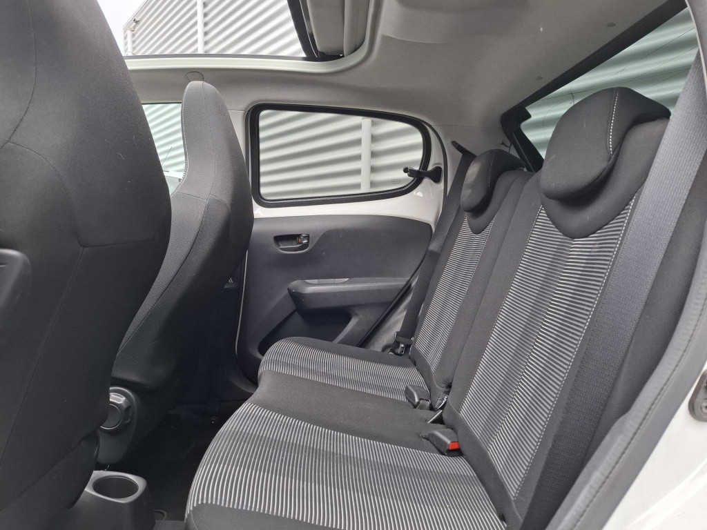 Peugeot 108 1.0 e-vti active cabrio top! airco/lmv 5-drs