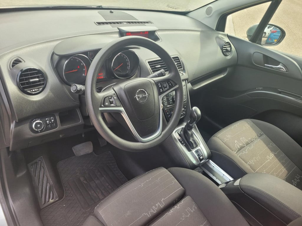 Opel Meriva 1.4 turbo design edition automaat, cruise control, p.sensor, ai