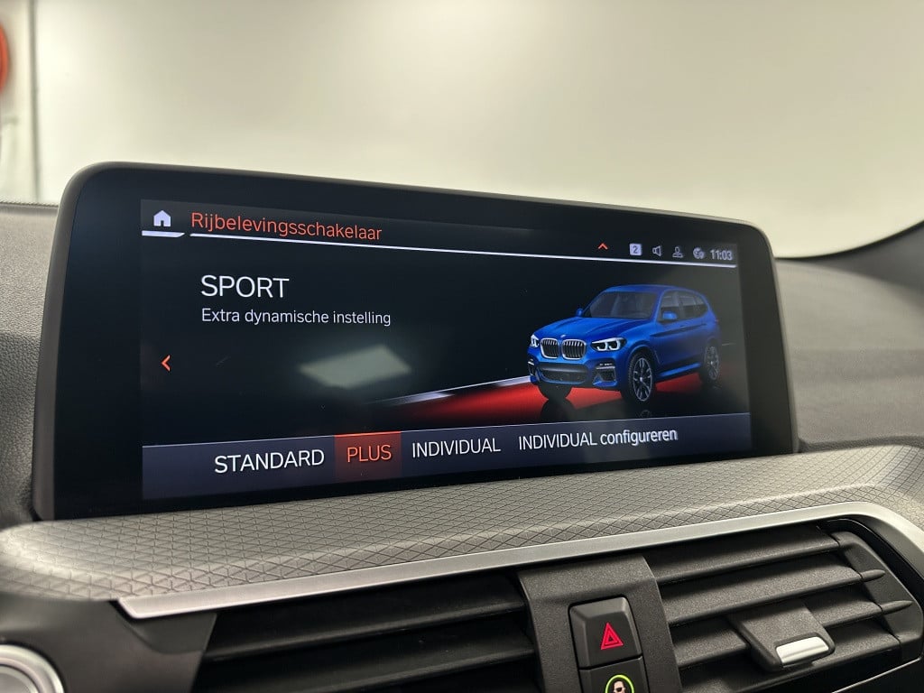 BMW X3 xdrive30e m-sport | 360 camera | panoramadak | head-up-display |