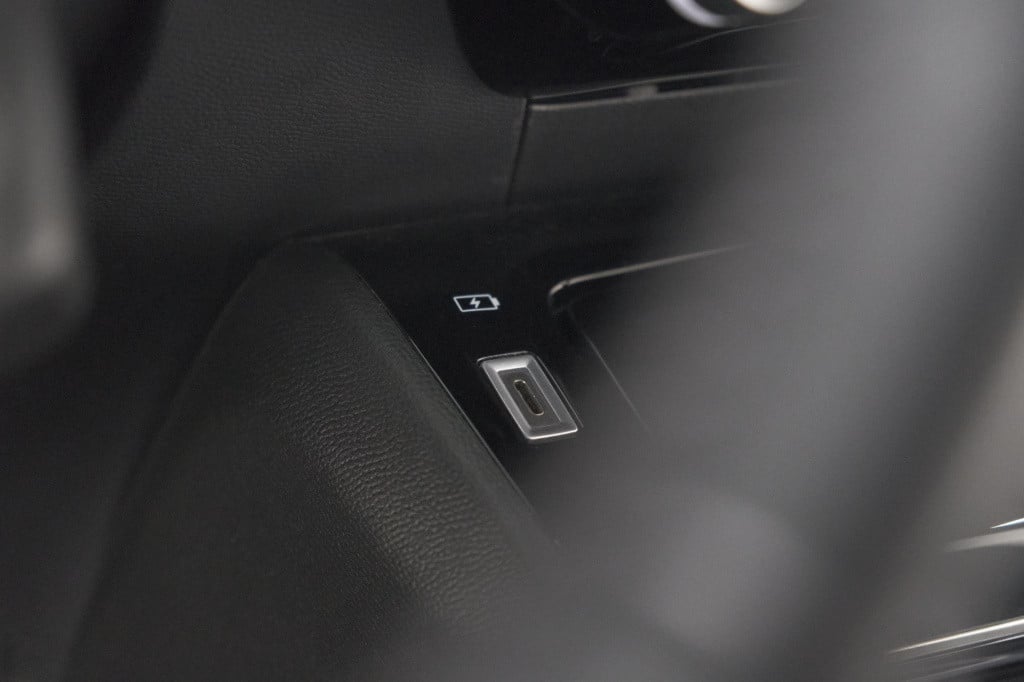 Peugeot 2008 puretech 130 allure | camera | adaptieve cruise control | stoe