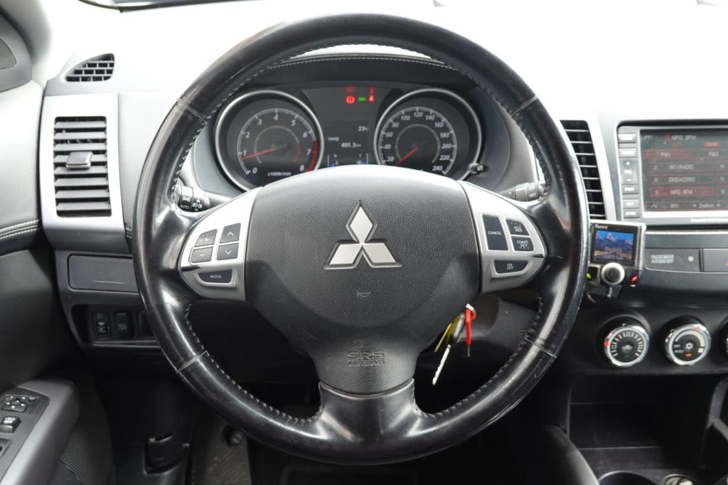 Mitsubishi Outlander 2.0 intro edition