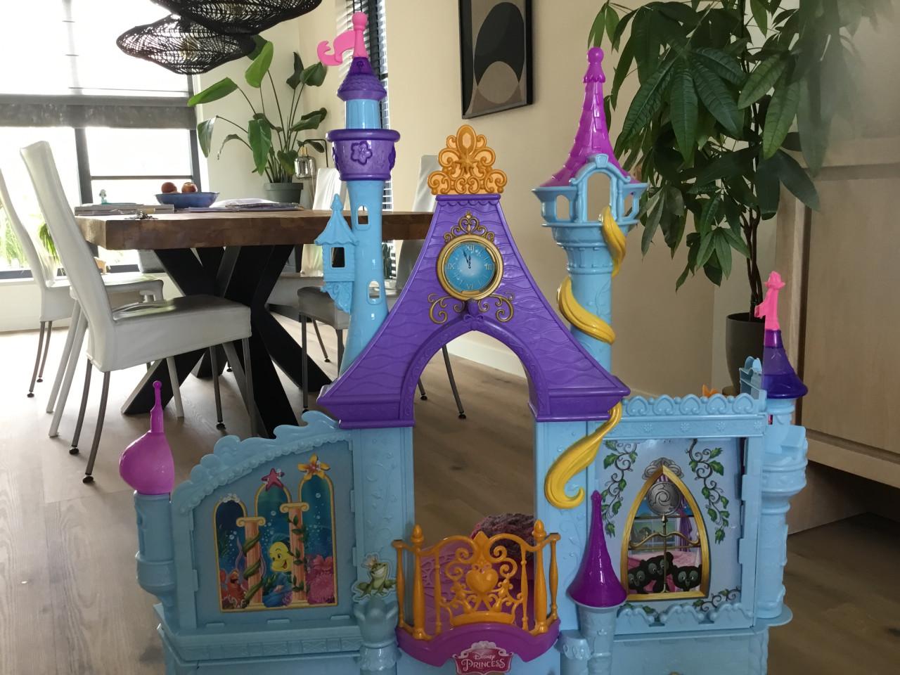 Disney prinsessen droomkasteel Barbie