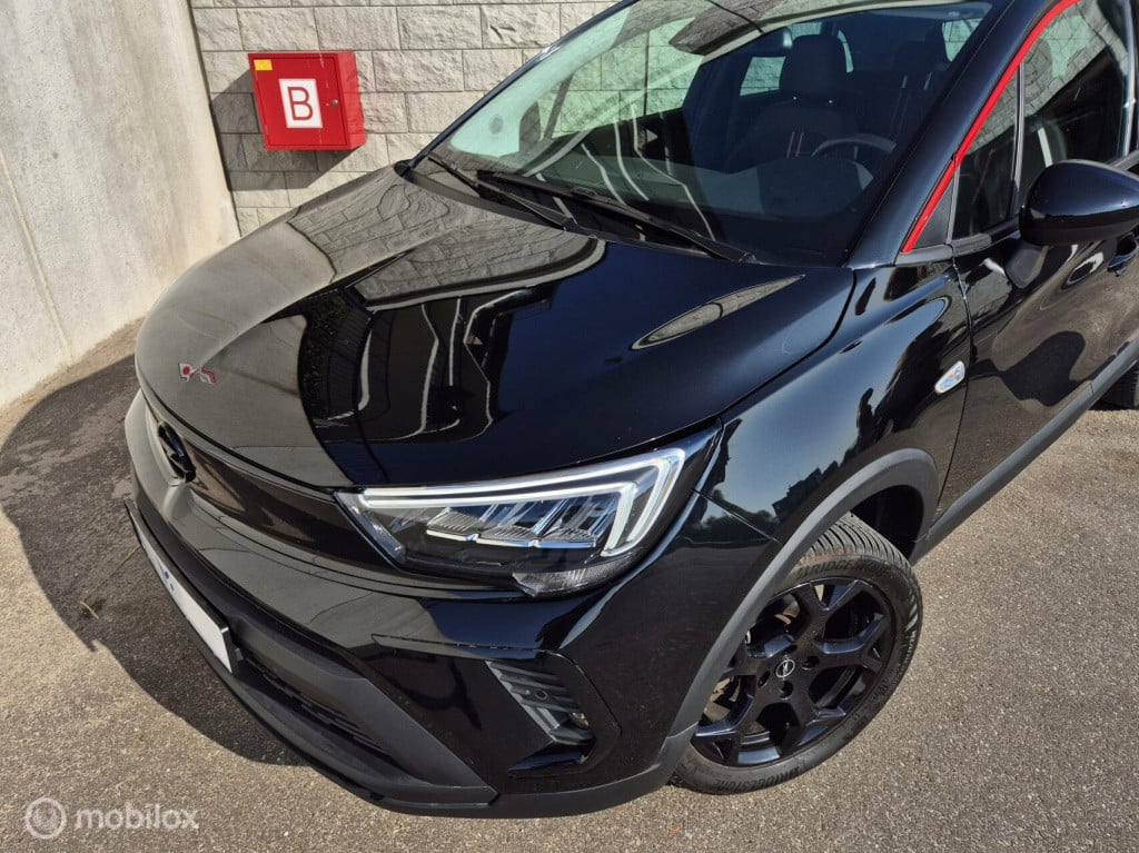 Opel Crossland X 1.2 turbo gs-line / btw auto / fabrieksgarantie