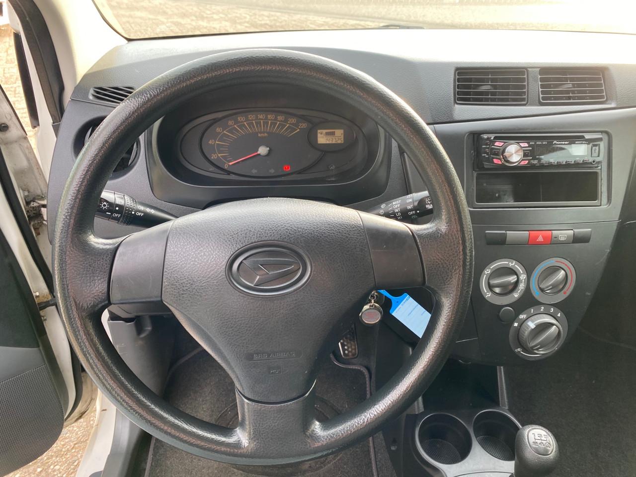 Te koop: Daihatsu Cuore – Compact, Zuinig én Betrouwbaar!