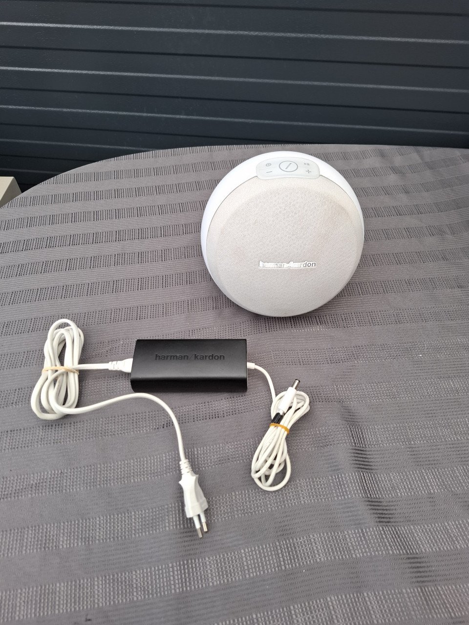 Harman Kardon Omni 10 + bluetooth speaker