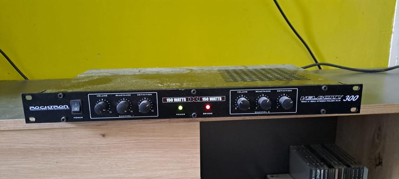 Sansamp bassdriver di RBI, TC Electronic G-Major en Rocktron Velocity 300