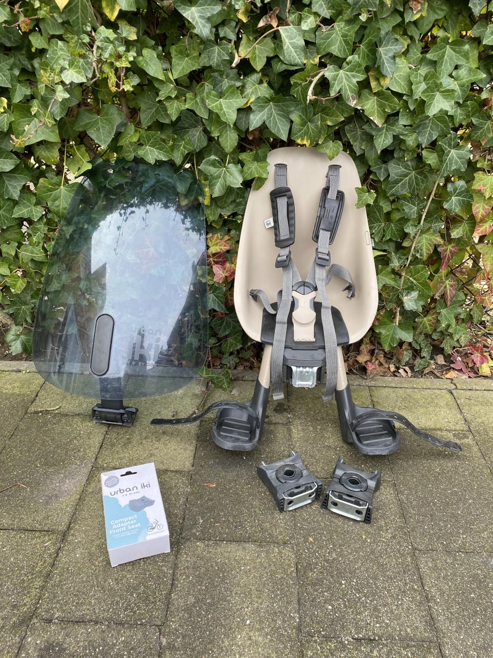 Urban iki voorzitje met windscherm + 2 adapters